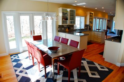 Dodgers Hole, Edgartown - Dining Area with Rug