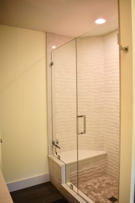 East Chop Munroe Avenue - Textured Shower Tile
