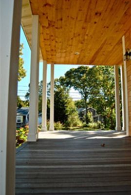 Pacific Ave. - Covered Porch