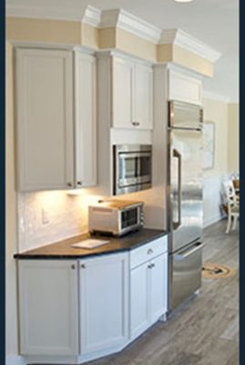 Rustling Oaks - Kitchen Counters and Appliances