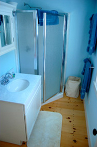 Main St. East Chop - Blue Bathroom